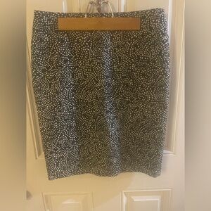 Liz Claiborne Black and White Patterned Pencil Skirt